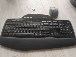 Logitech Tastatur + Maus + Empfänger