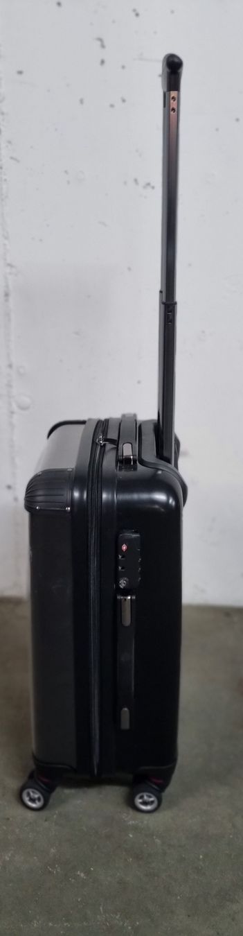 Valigie & Borse: Neuwertiger Trolley/Koffer, Hartschale, Schwarz – Nuovo (secondo la descrizione) da Nottwil venduto da Janny77 3