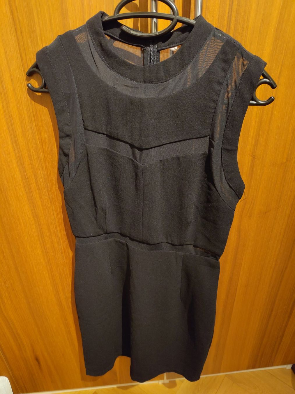 Vestiti: Kleid – Usato da Bern venduto da Linii