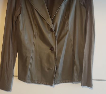 Schickes Intimissimi Damenblazer in olivegrün Grösse M