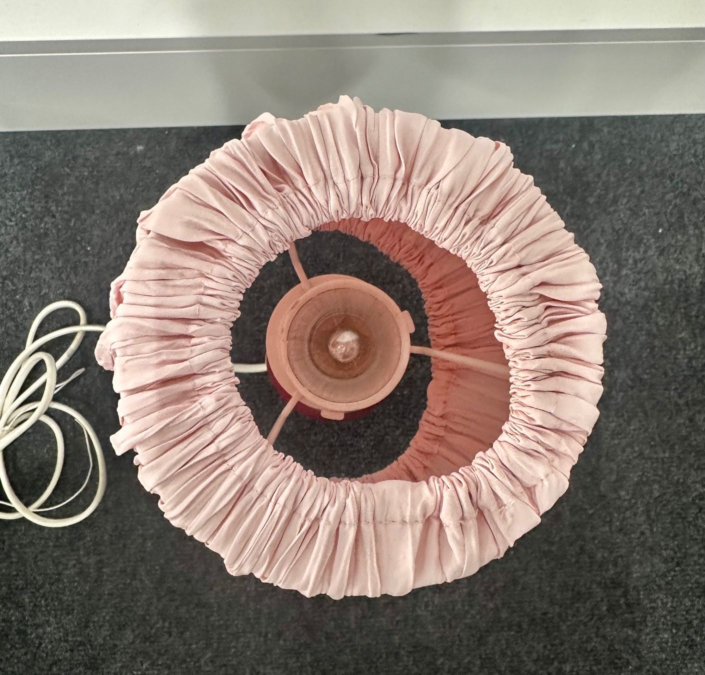 Lampade: Rosa Tischlampe – Usato da Basel venduto da artthings4you 3