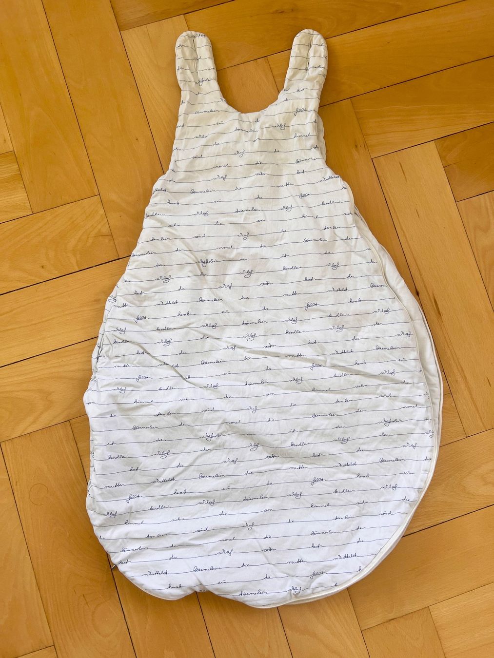 gay tent Camping Pitch A Adult Unisex Tank Top True Royal / M Good For_Backpacking Titre:Titre par défaut All bindings are the Borzner Markisen added a