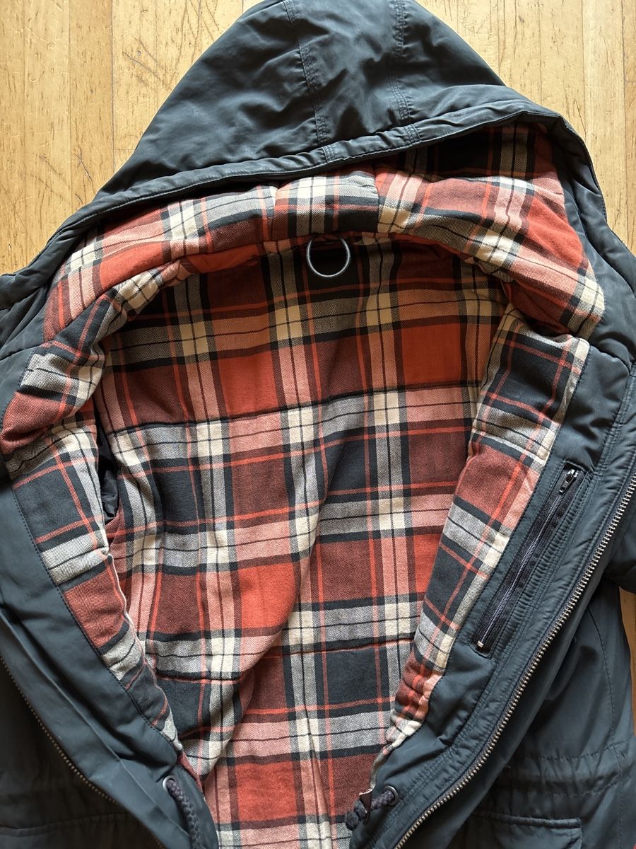 Giacche: Winterjacke mit Kapuze, Grösse M, Loreak Mendian – Usato da Haldenstein venduto da Alexa.R 2