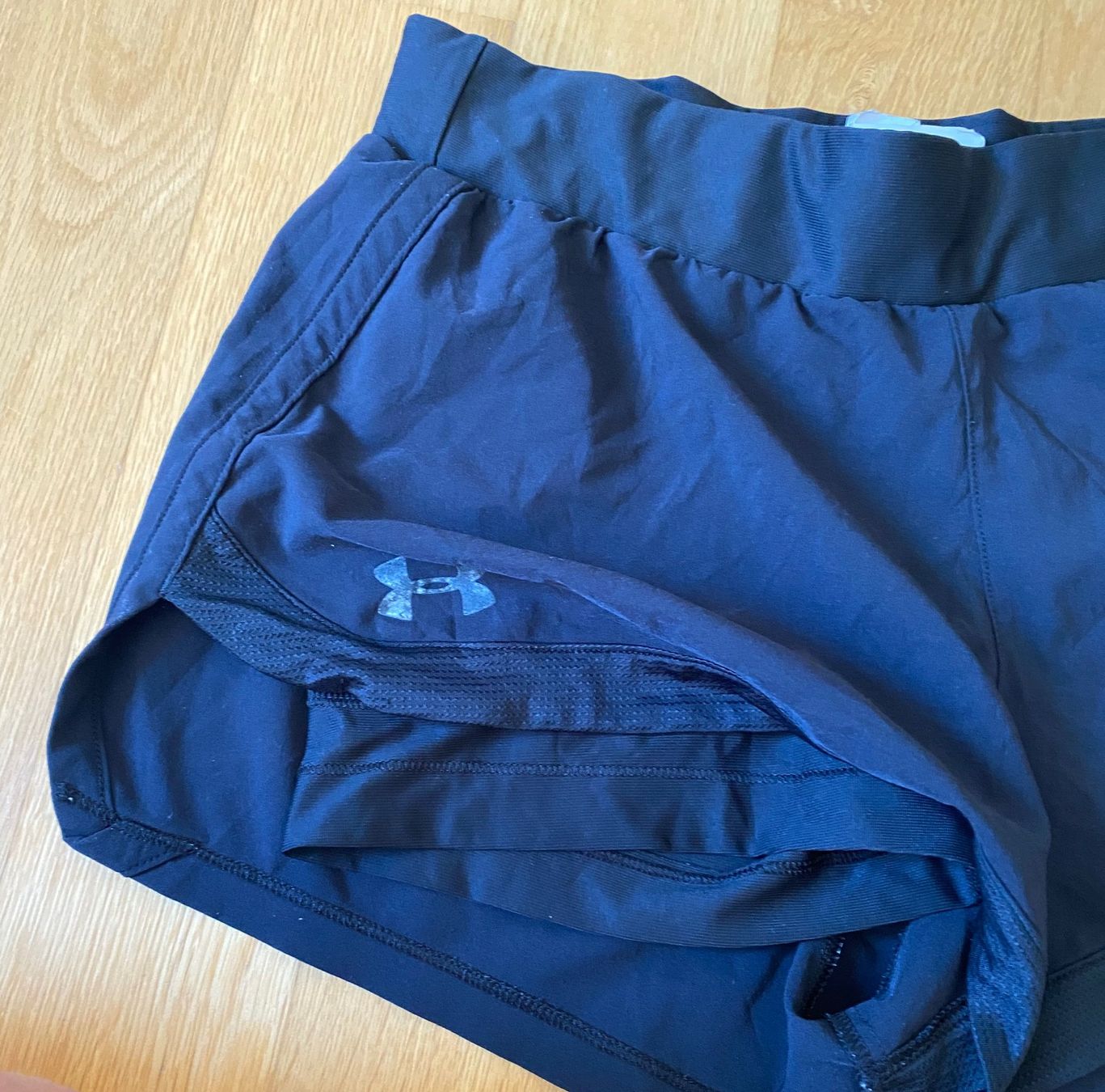 Under Armour Pantaloni: Under Armour Laufshorts Damen Grösse S – Usato da Bern venduto da eli7 2