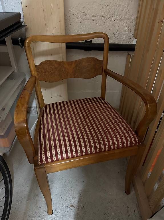 Sedie: Antiker Stuhl mit Polster / Sessel – Usato da Zürich venduto da mat_7wzv 1