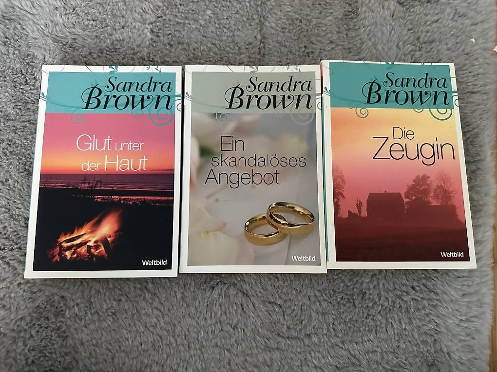 Libri: Drei Romane von Sandra Brown – Usato da Safnern venduto da cel_56vx