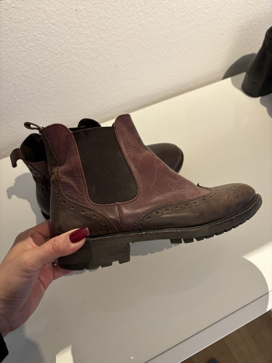 Scarpe da donna: Damenschuhe aus Leder – Usato da volketswil venduto da Sisi521 1