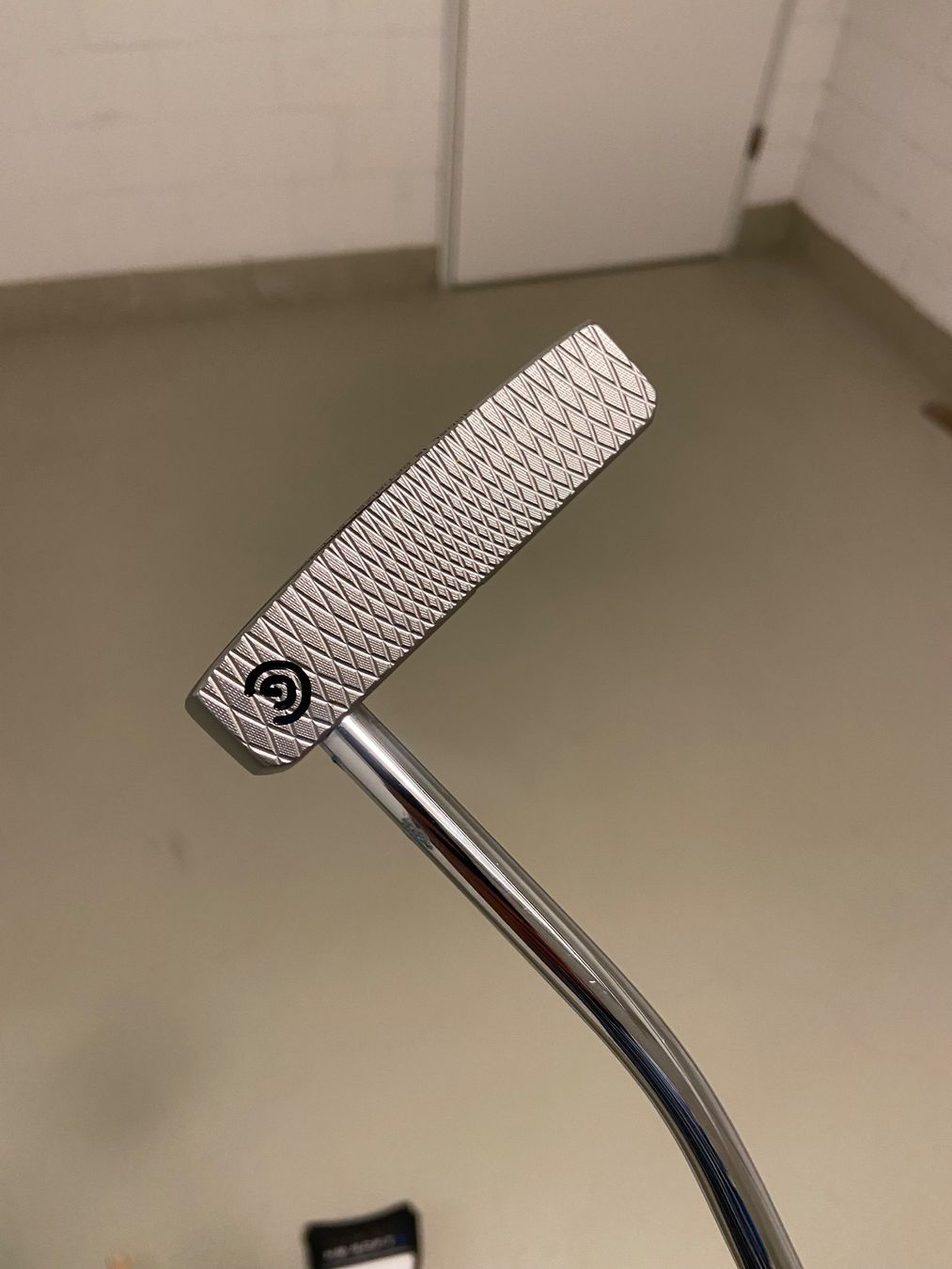 Mazze & Set: Cleveland Golf - Putter - HB - 2Thumb Griff - RH - klein – Usato da Frauenfeld venduto da golfdude 1