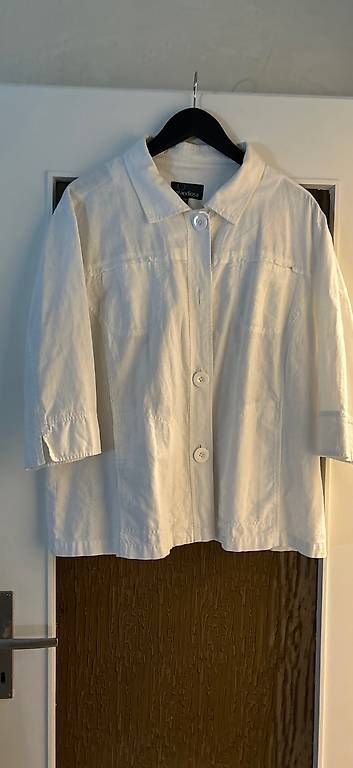 Giacche: Weisse Jeans Jacke 3/4 Ärmel – Usato da Pratteln venduto da vasare3