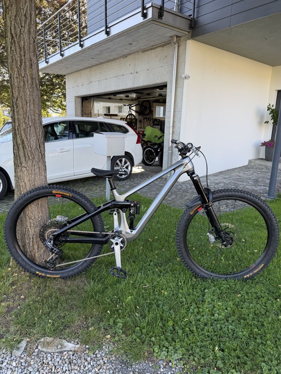 Transition Biciclette: Transition Spire Carbon Custom  – Nuovo (secondo la descrizione) da Appenzell venduto da schenkdotcom