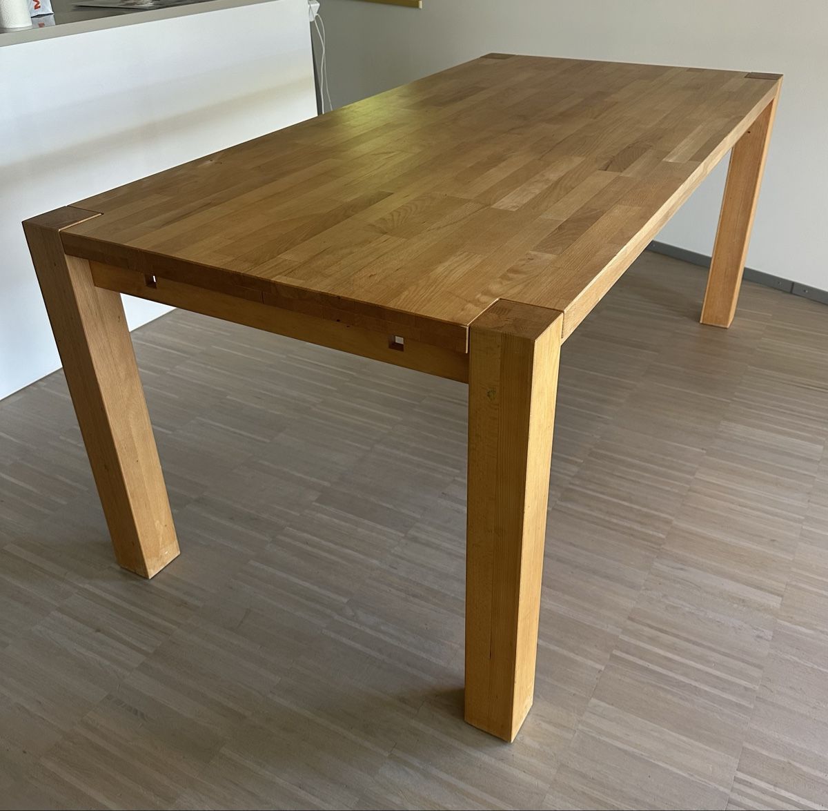 Tische: Esstisch Kernbuche massiv 180x90 – Gebraucht aus Winterthur von pompowerpuff