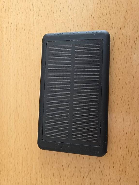 Batterie: Solar-Powerbank 5000mah Amag Leasing – Nuovo (secondo la descrizione) da Ennetbürgen venduto da Riwemogmbh