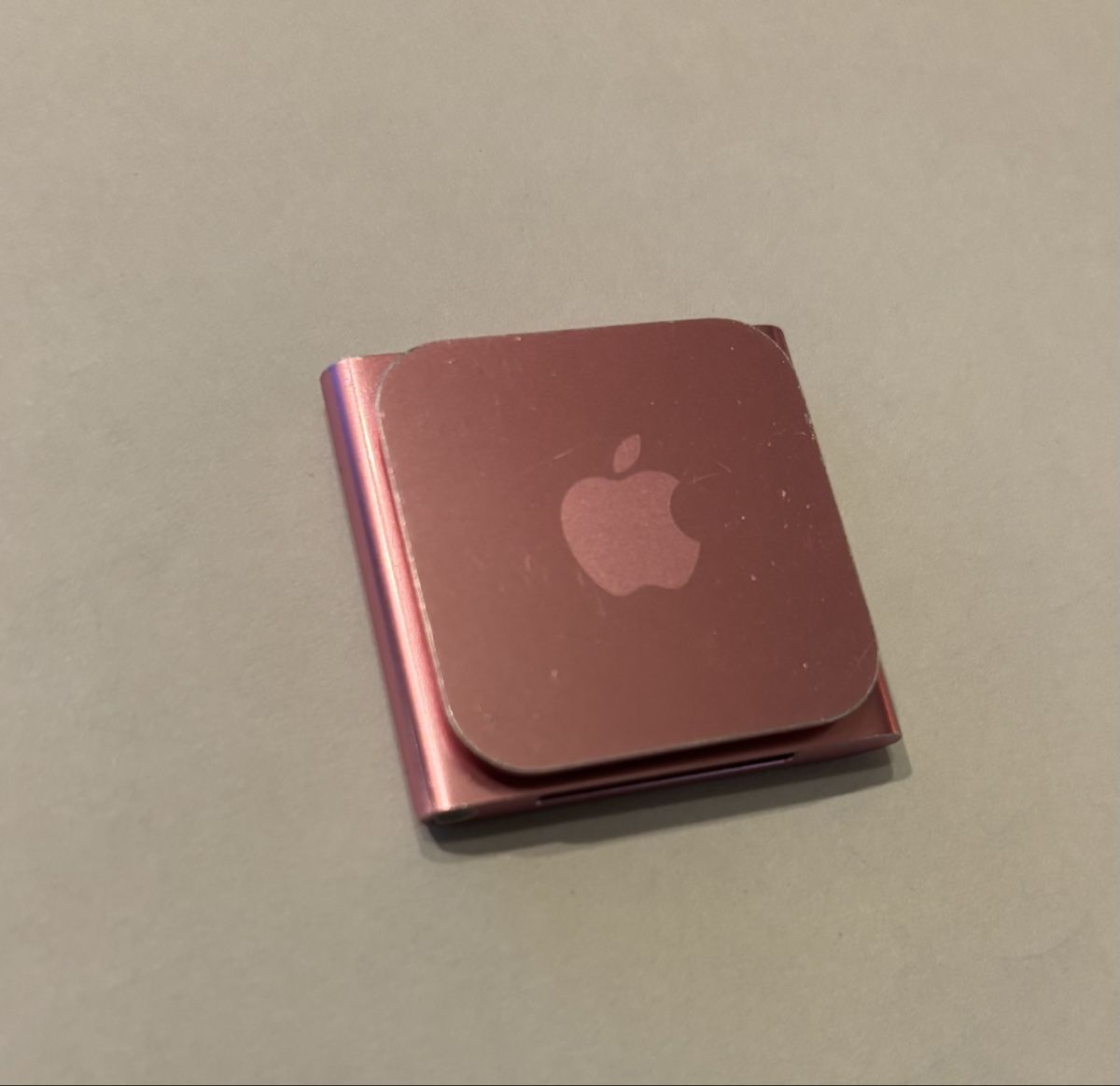 Apple Lettore multimediale portatile: Apple iPod Nano 6. Generation pink – Usato da Bern venduto da Lunallena01 1