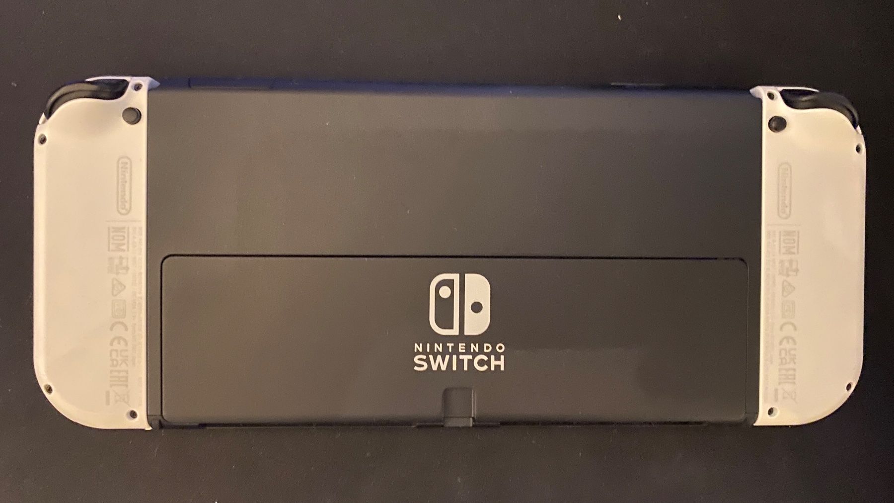 Nintendo Console: Nintendo Switch OLED, Spiele & Zubehör – Usato da Herisau venduto da Rdavidson 2