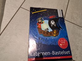 Laternen-Bastelset Piratenschiff NEU