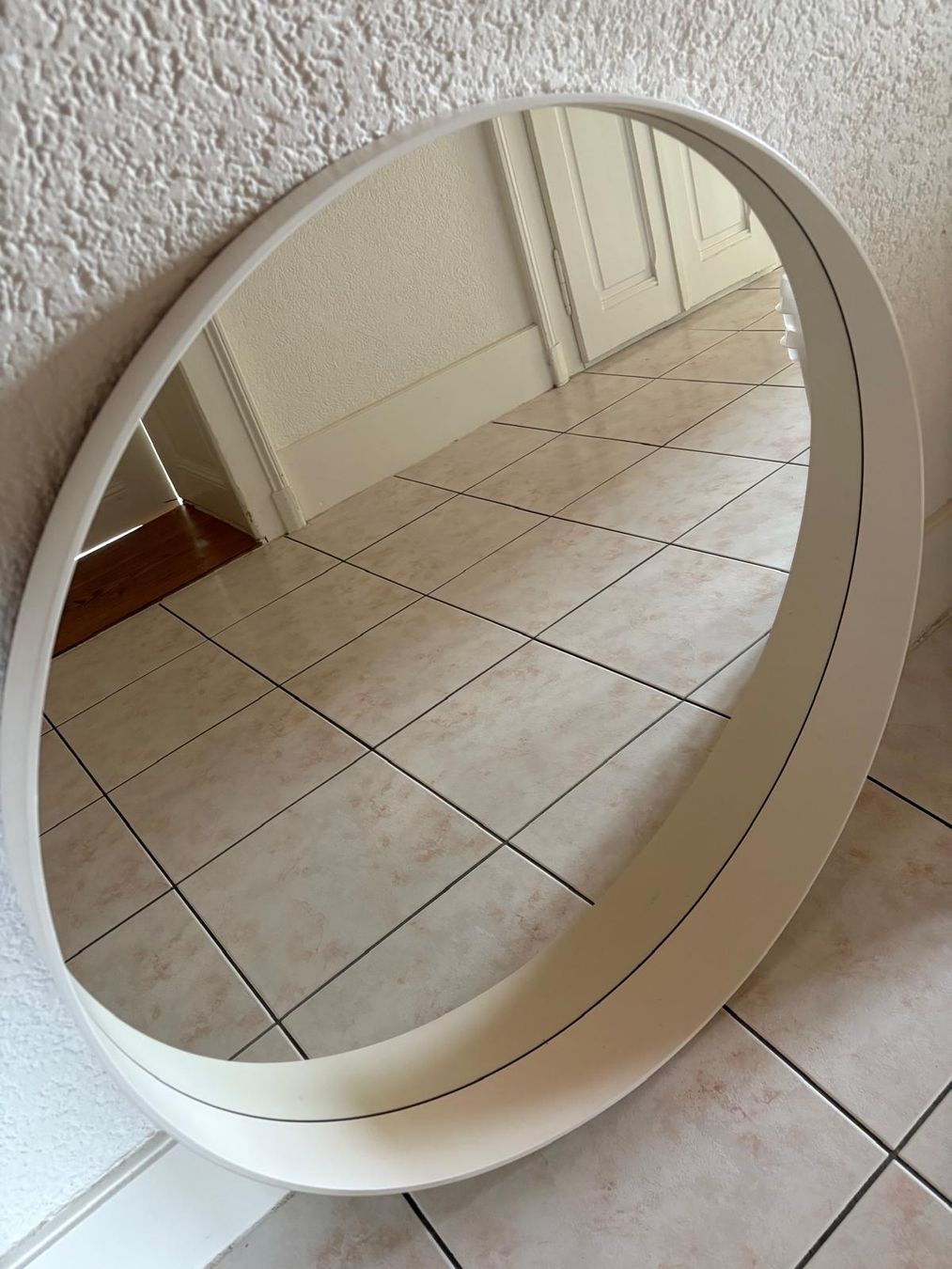 Miroirs: Ikea Miroir rond  – D'occasion à Oron-la-Ville par n_a_t_e_a_g 1