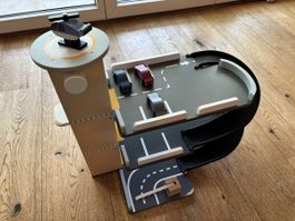 Autogarage Holz Kid’s Concept