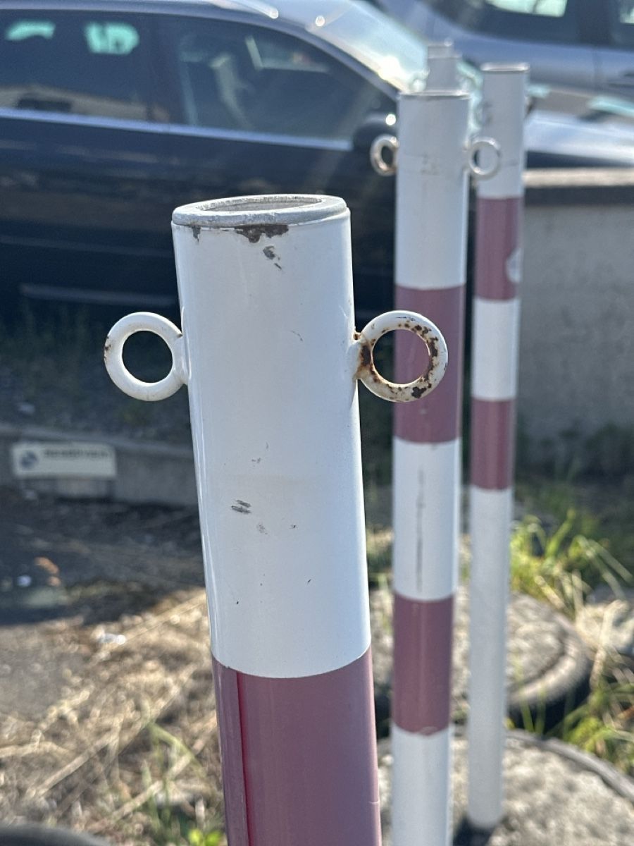Clôtures: Massive Absperpfosten / Beton – D'occasion à Luzern par Swiss-Garage 1