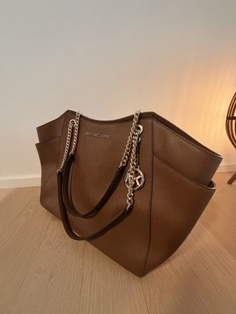 Elegante Michael Kors Tasche in Braun - Top Zustand!