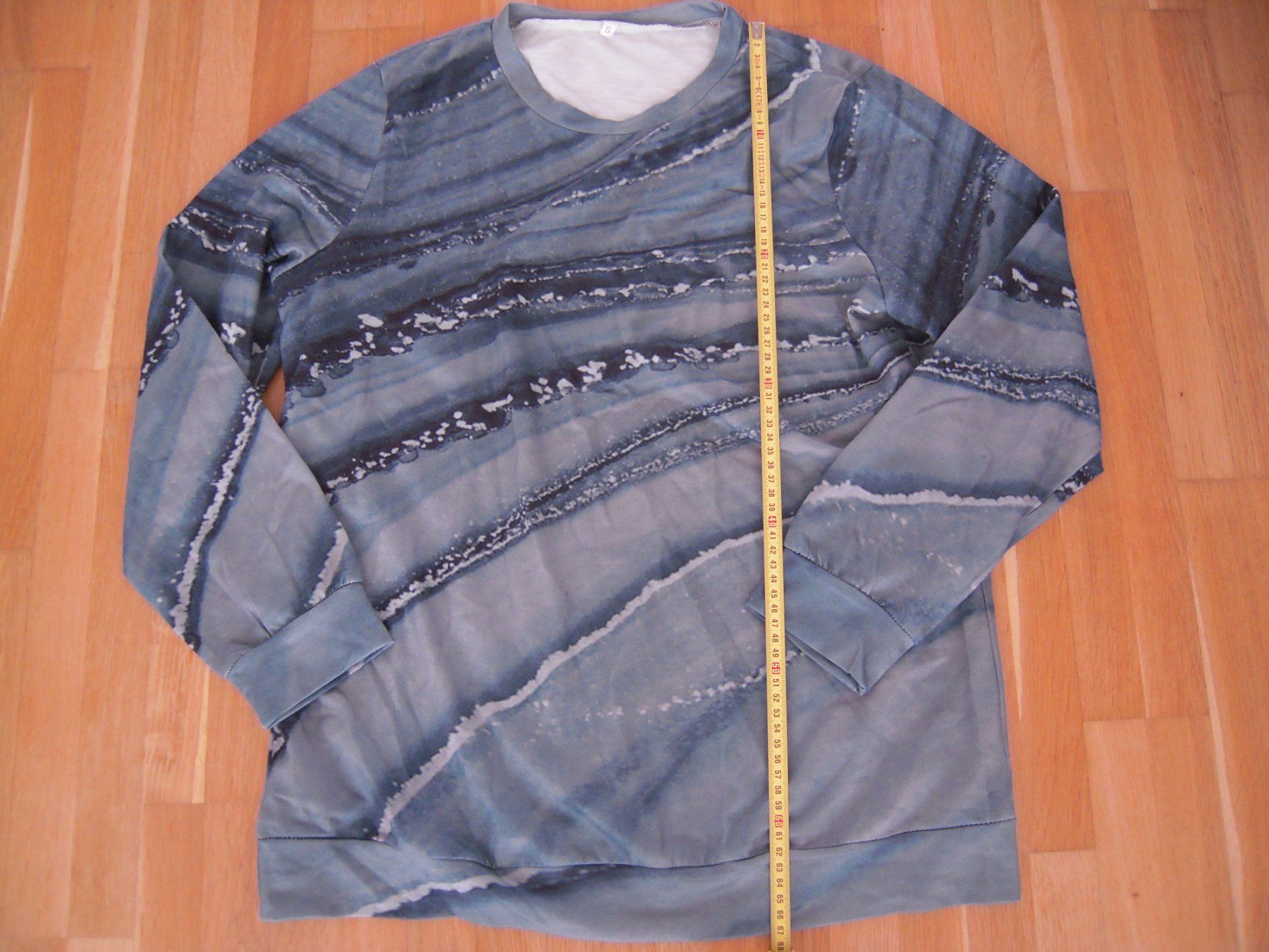 Pullover & Sweatshirts: Pullover Blau/Grau Gr M/L – Gebraucht aus Uzwil von visions77