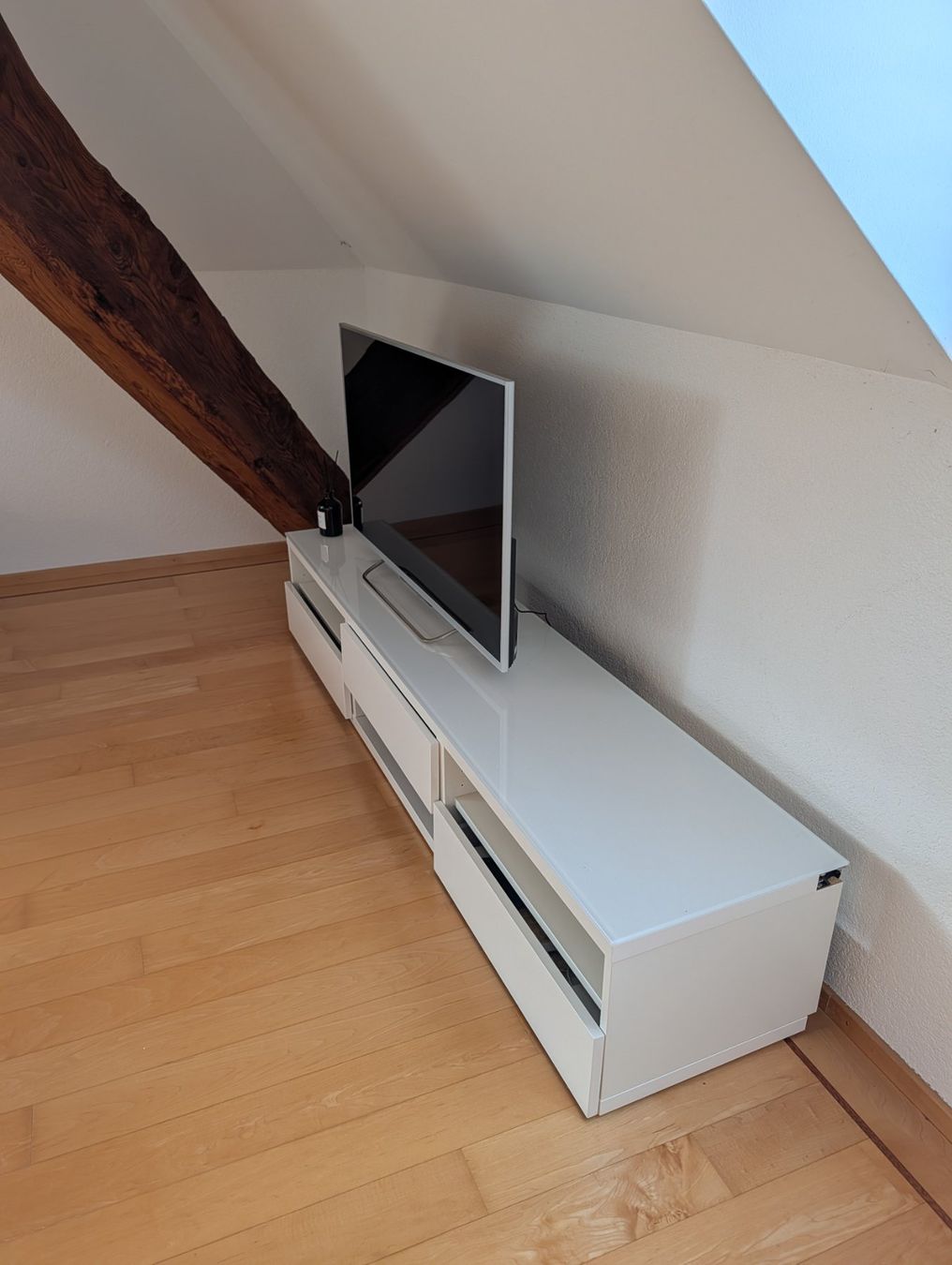 Ikea Mobili TV: TV Möbel – Usato da Stäfa venduto da Fabienne.. 1