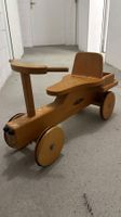 Vintage-Rutscher (Kinderauto aus Holz)