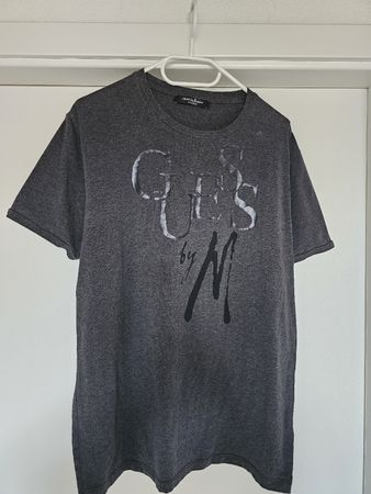 T-shirt Guess