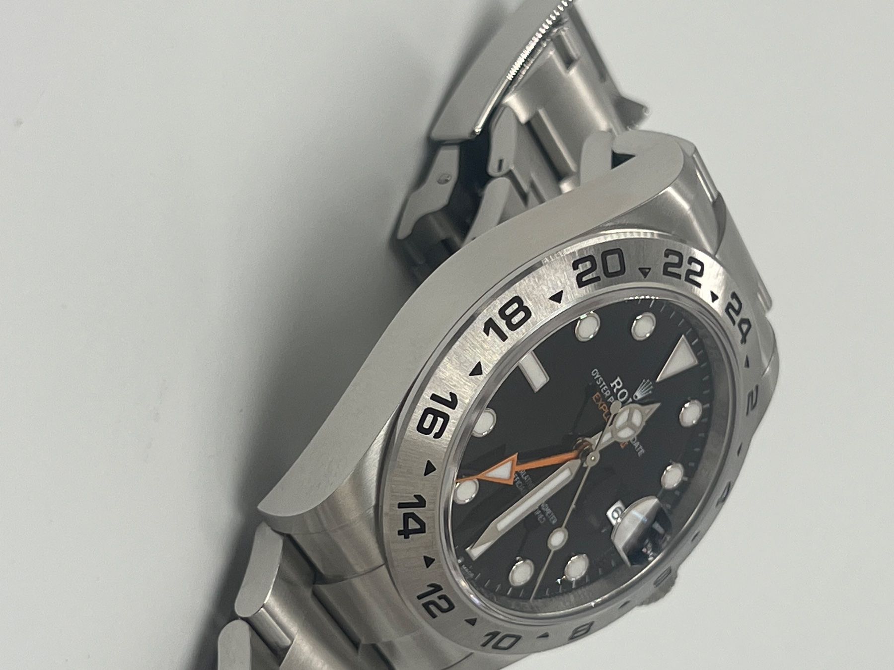 Rolex Orologi: Rolex Explorer II Oyster 42mm 2026 – Nuovo e nell'imballaggio originale da Spreitenbach venduto da Opfikoner1 8