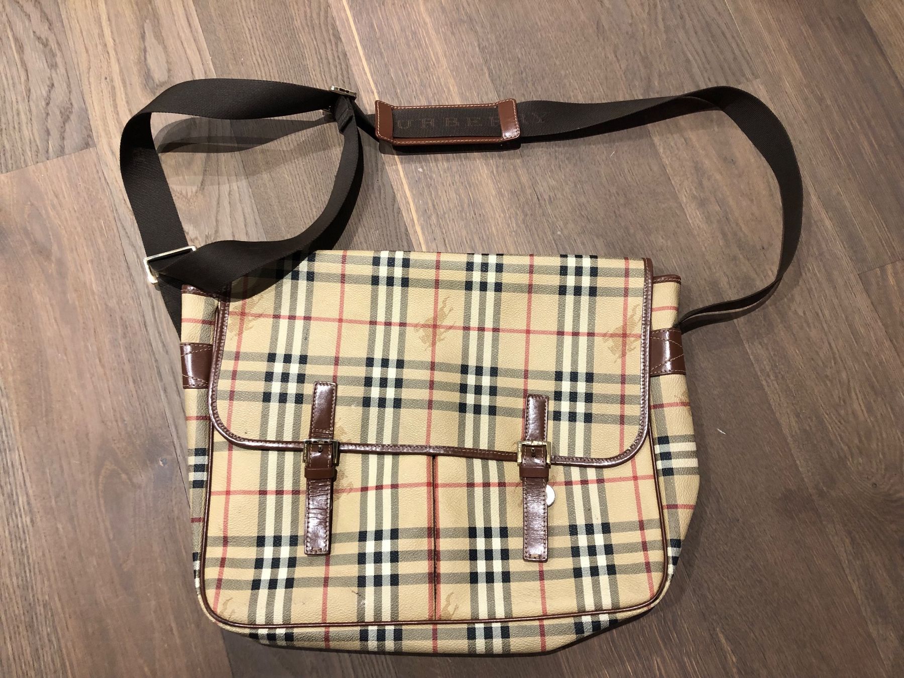 Burberry Borse: Burberry Bag – Usato da Berneck venduto da nin_28db