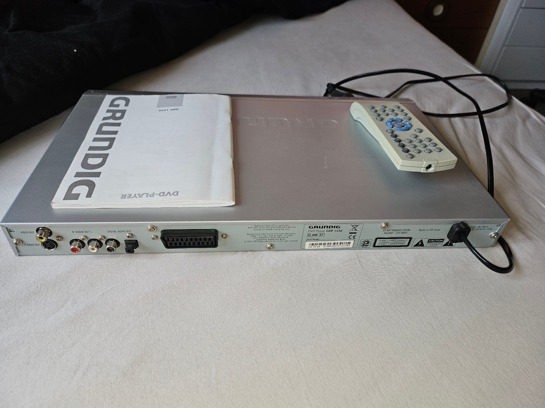 Tutti i DVDs: DVD Player Grundig - MIT SCART-Kabel – Usato da Thun venduto da Shame 3