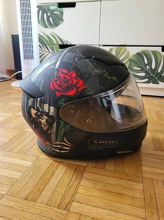 Shoei Caschi & visiere: Casque Shoei femme – Usato da Carouge GE venduto da pat_9j5k 2