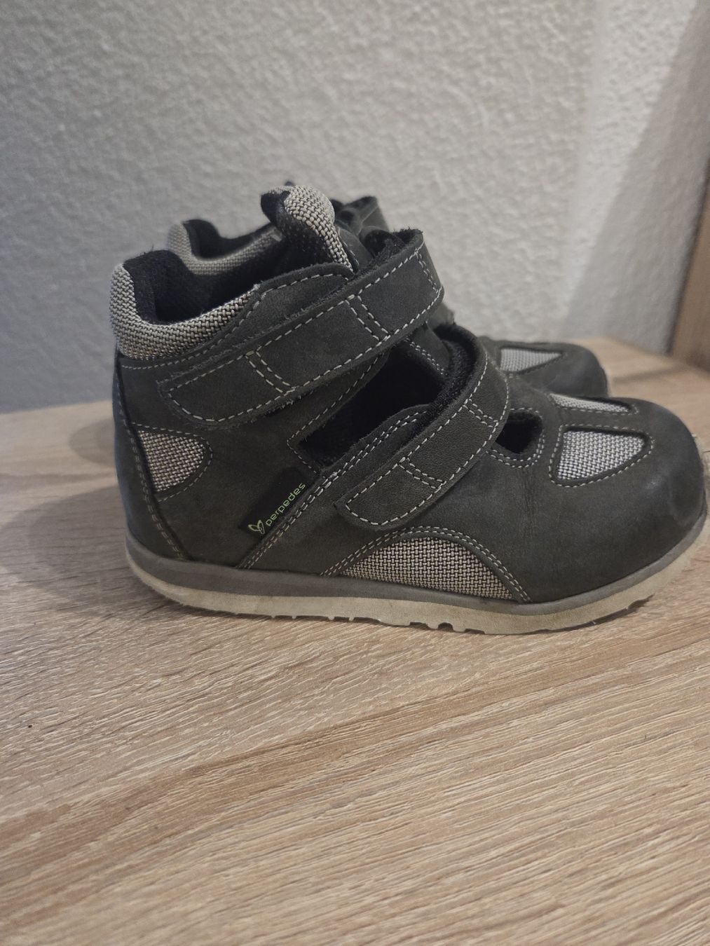Scarpe per ragazzi: orthesenschuhe Sandalen Gr.29 – Usato da Näfels venduto da CH.Kchlineknopf 2