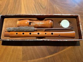 Hohner Musica C-Sopran Blockflöte aus Birnbaum – komplett