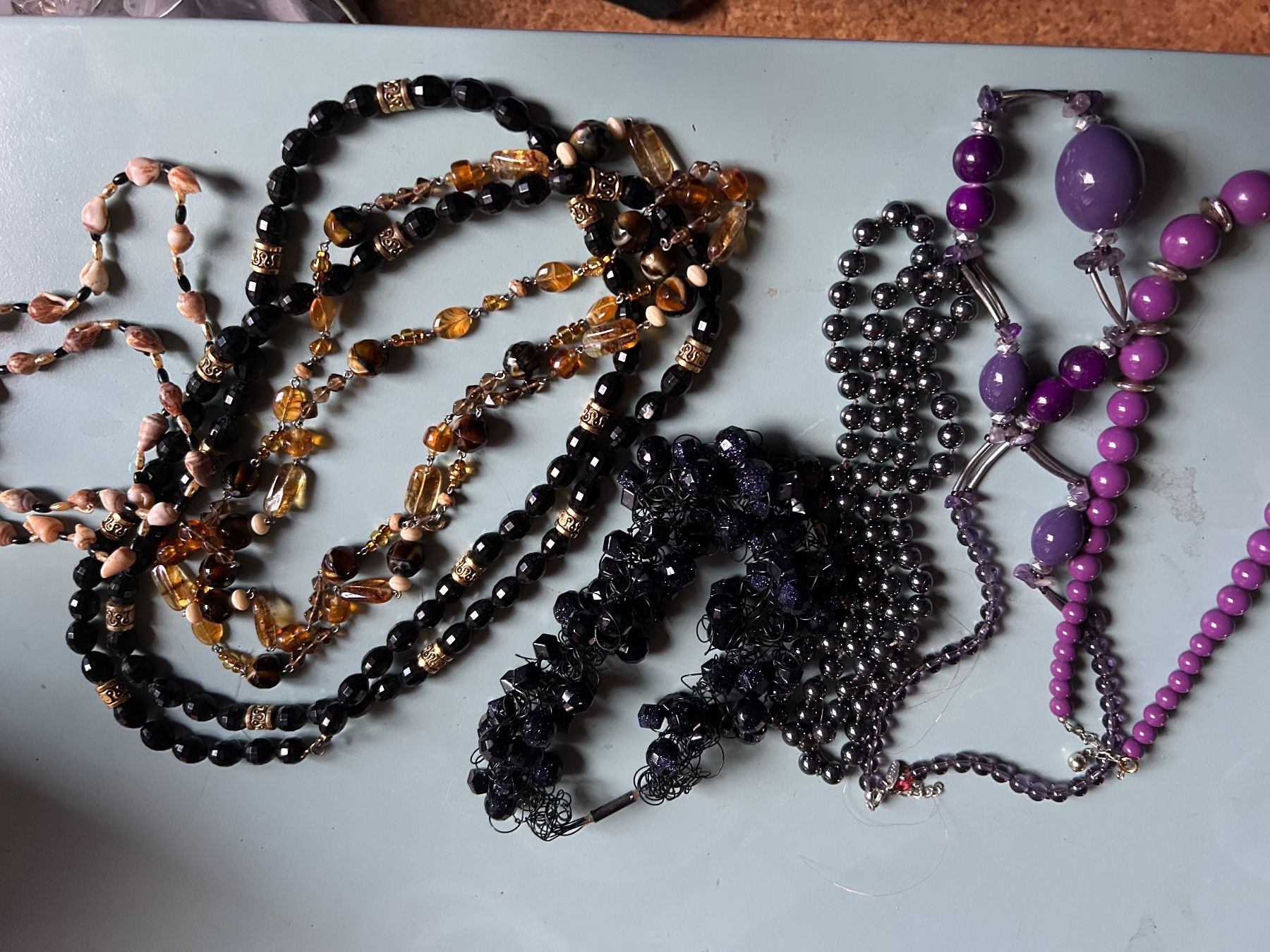 Catenine: 7 modeschmuckketten (1 hämatit) – Usato da Basel venduto da bellespirit 7