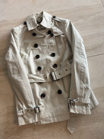 Burberry Trenchcoat kurz Beige Doppelreiher Gürtel