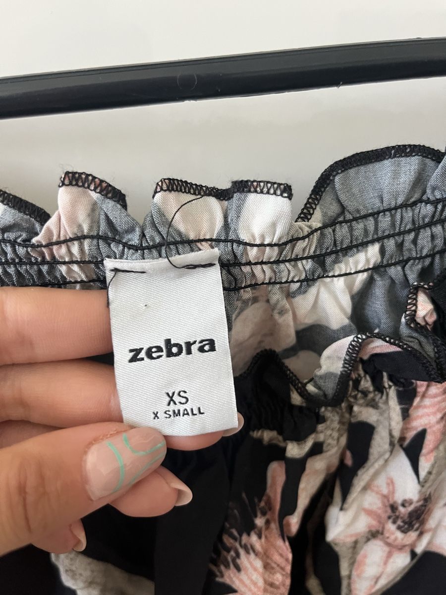 Zara Top: Top d’été fleuri taille S – Nuovo (secondo la descrizione) da Aigle venduto da sow_m7gm 5