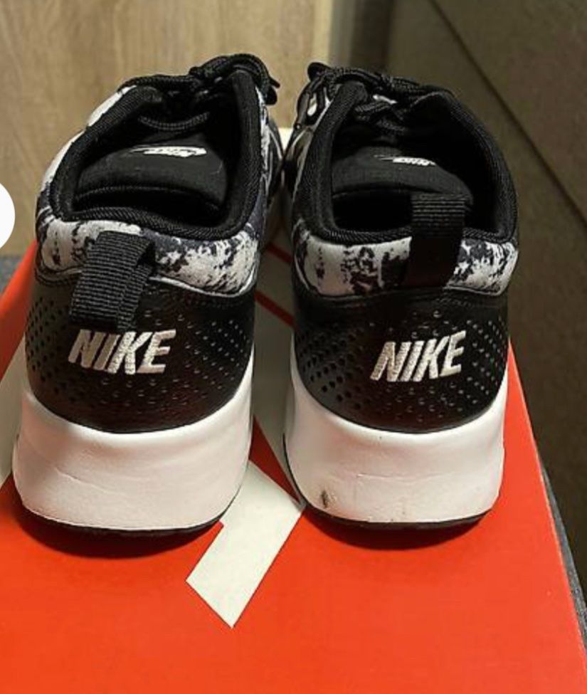 Nike Scarpe da donna: WMNS Nike air max thea print – Usato da Schmitten FR venduto da dia_y5nx 3