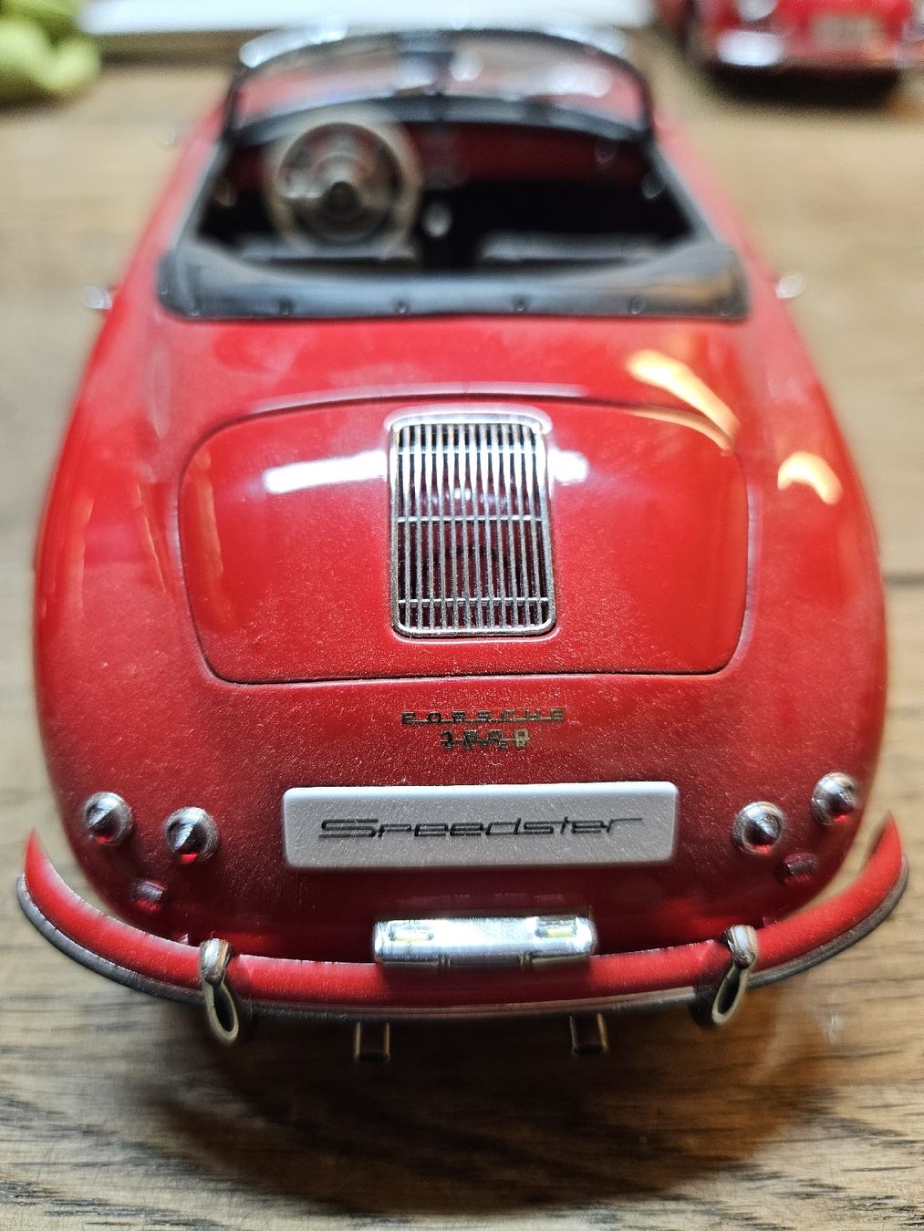 Autoart Modellautos: AutoArt Porsche 356 B Speedster 1:18 – Gebraucht aus Rorschach von TimelessTrading 1