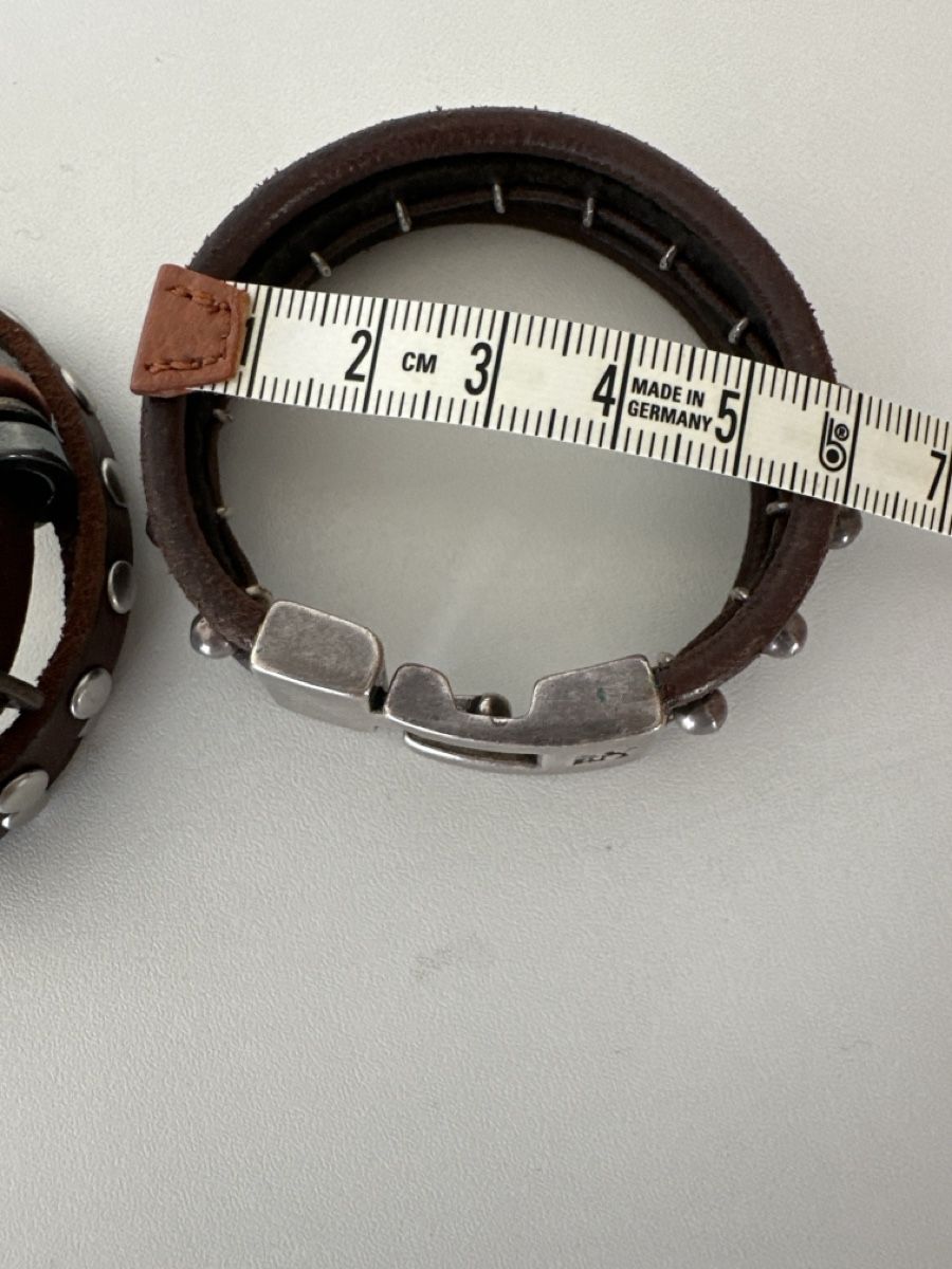 Bracciali & Braccialetti: Cool Leather Bracelets, brown, with Skull & Silver studs – Nuovo (secondo la descrizione) da Binningen venduto da can_s2yh 2