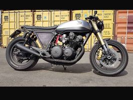 HONDA CB 750 Cafe Racer - Custom Bike