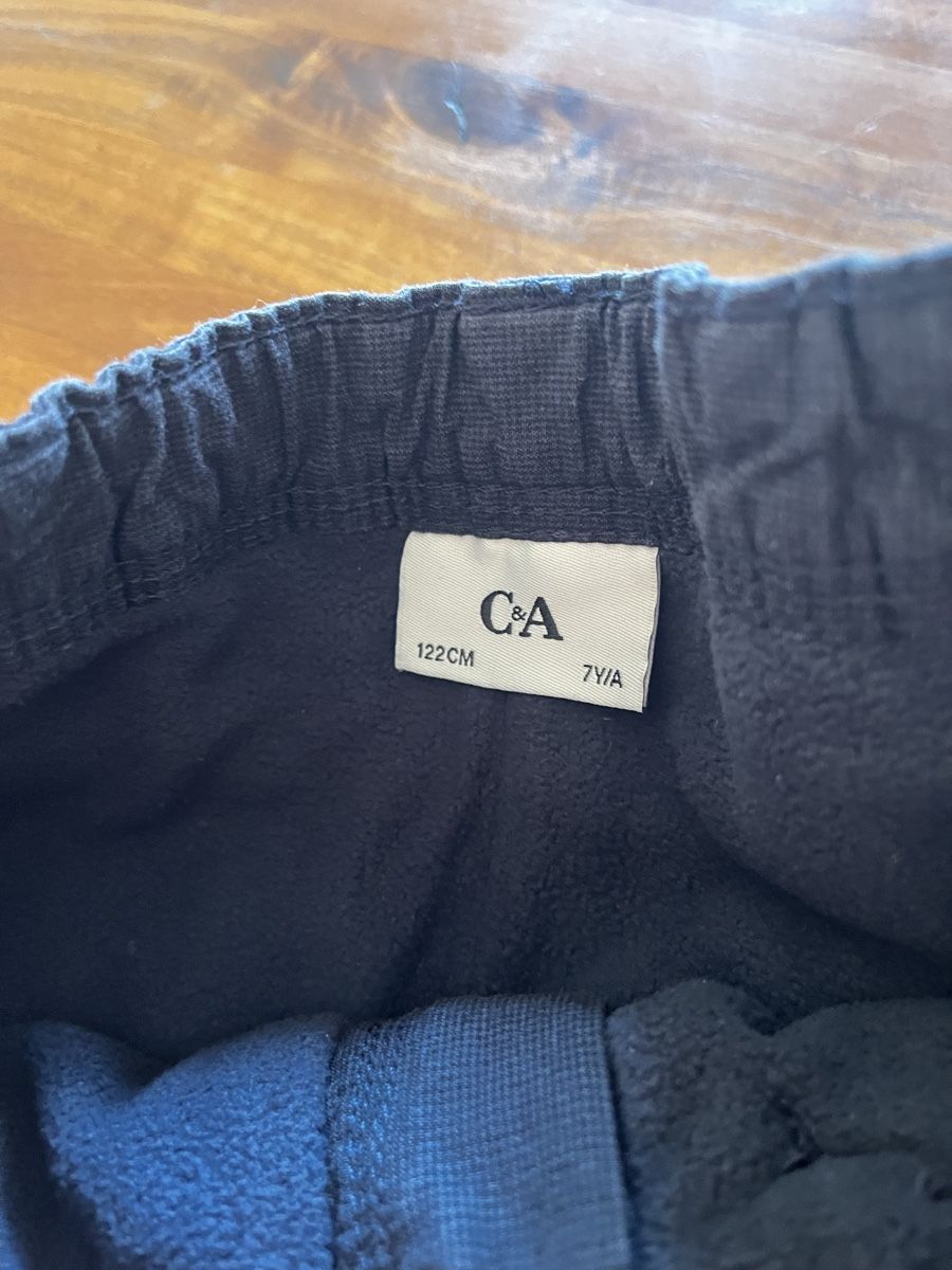 C&A Pantaloni: Gefütterte Hose Gr. 122 – Usato da Chur venduto da cardem86 1