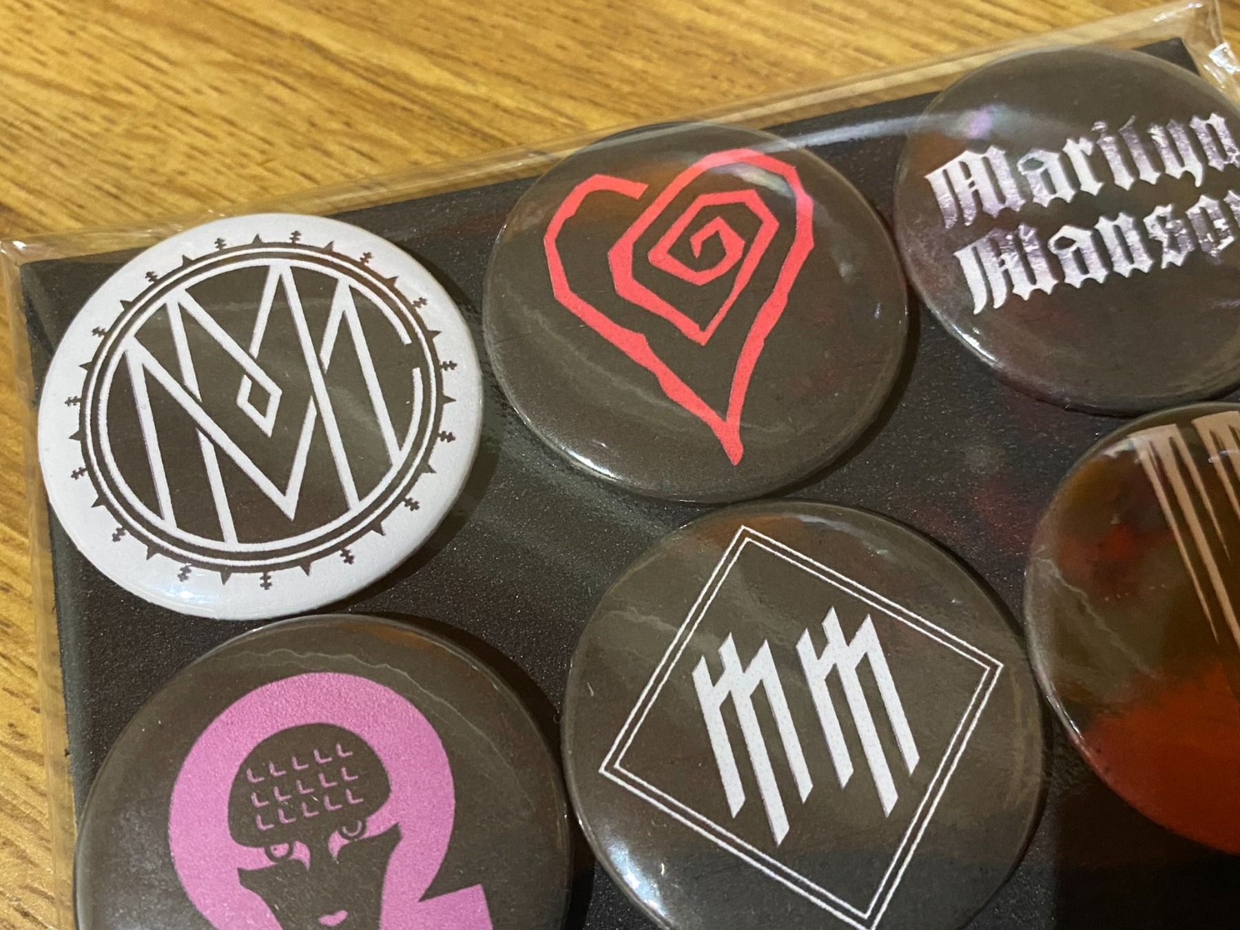 Placchette & Badge: Marilyn Manson Magnete! – Nuovo (secondo la descrizione) da Basel venduto da FatCatPacksTheRatt 6