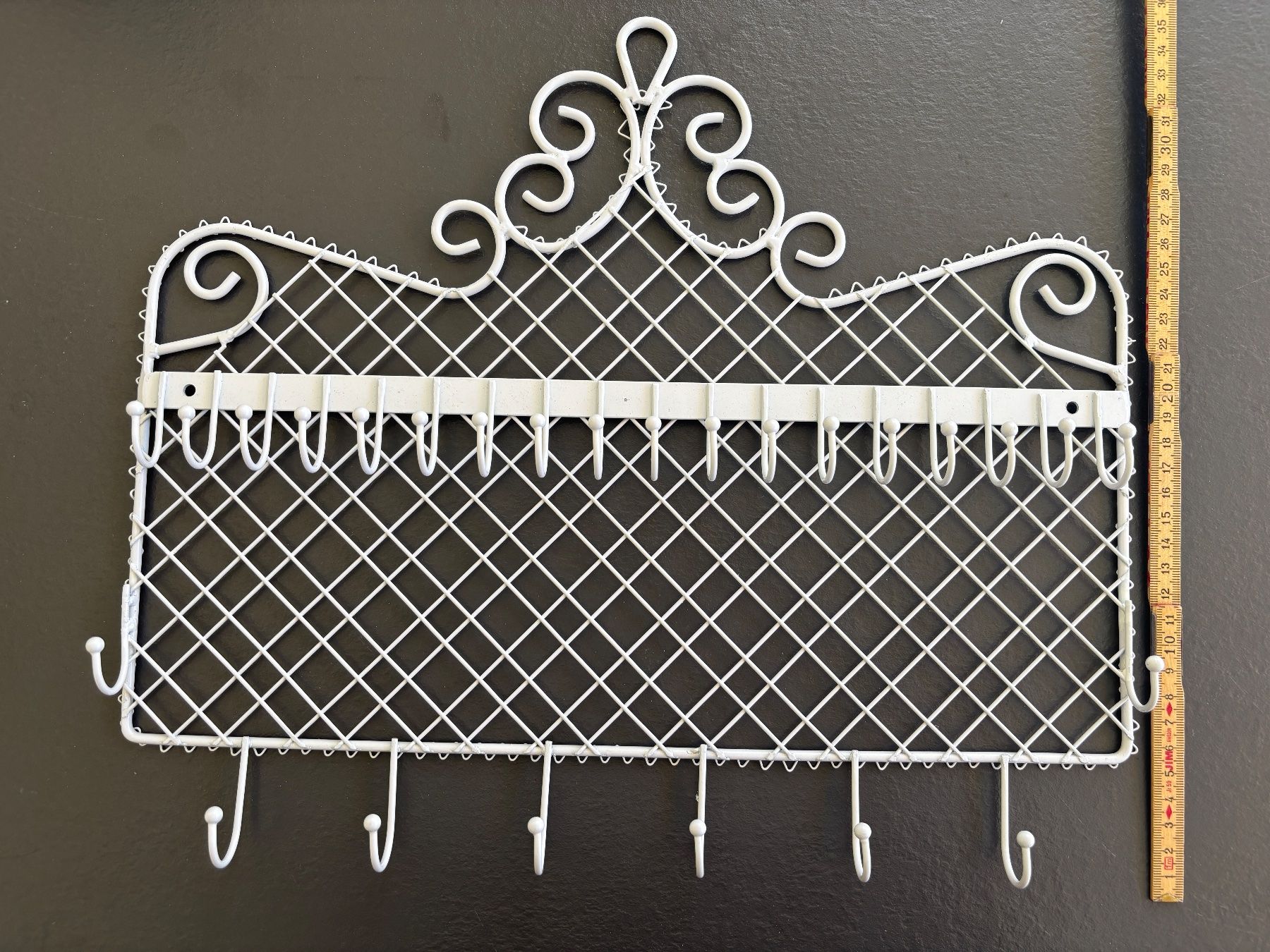 Eisenwaren: Haken-Wandgitter für Schmuck oder Schlüssel – Gebraucht aus Luzern von franluz 1