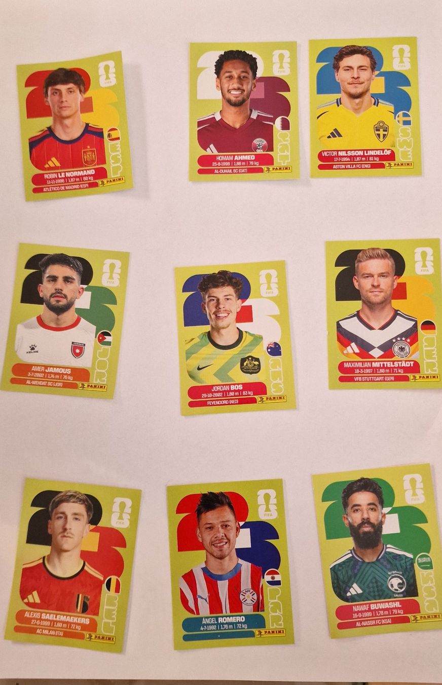 Panini Carte collezionabili: Verschiedene Panini Kleber kann Liste gesendet werden – Usato da St. Niklaus VS venduto da gon_2bjf