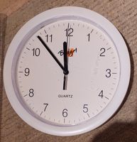 Wanduhr, 25cm Durchmesser 