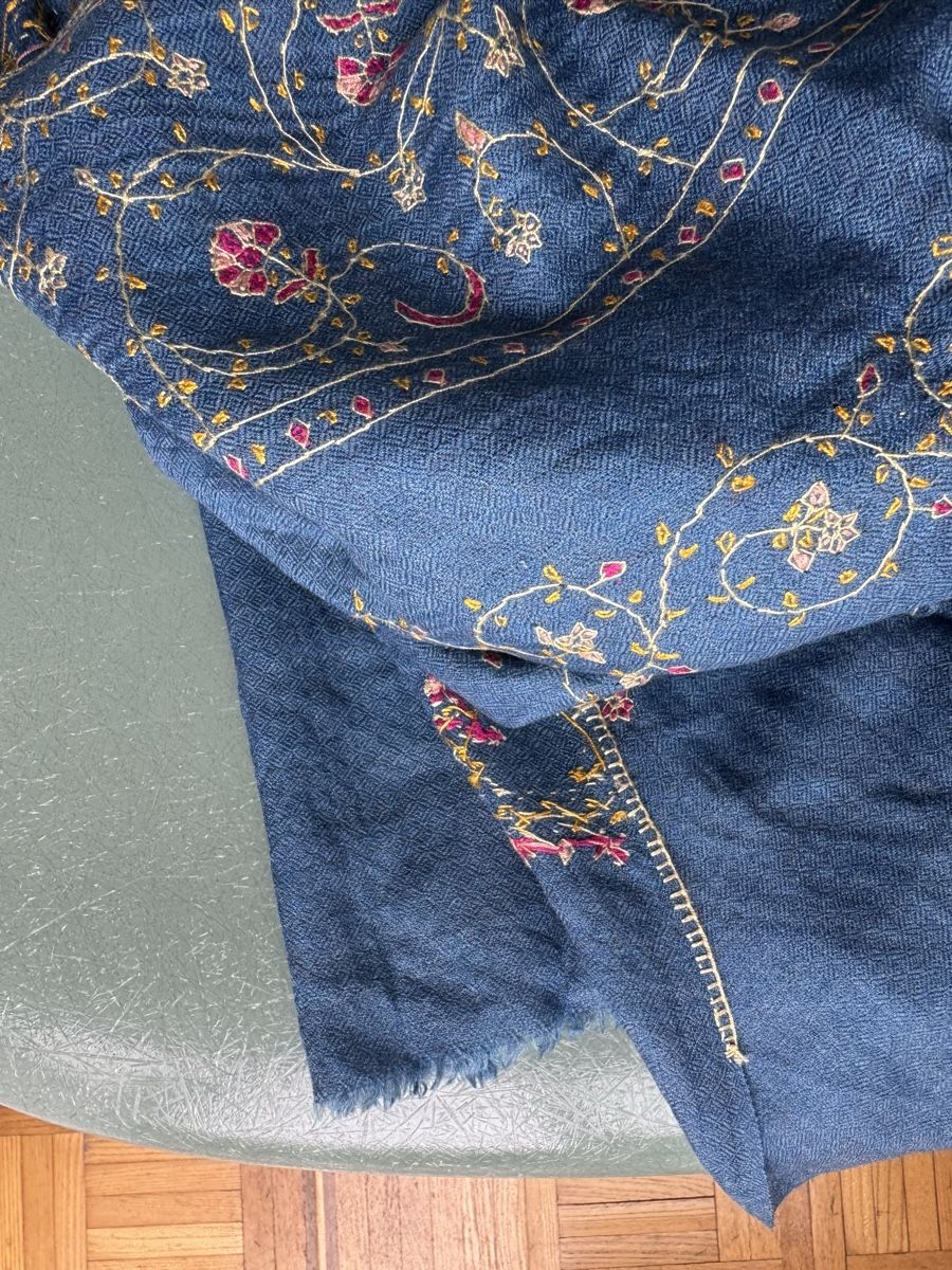 Foulards, Tücher & Schals: Schal/Paschminasch – Gebraucht aus basel von G.Burghartz 2