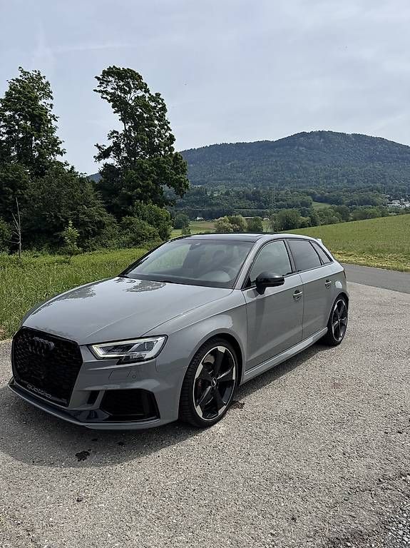 Autos: Audi RS3 – D'occasion à St-Légier-Chiésaz par jul_9gj2