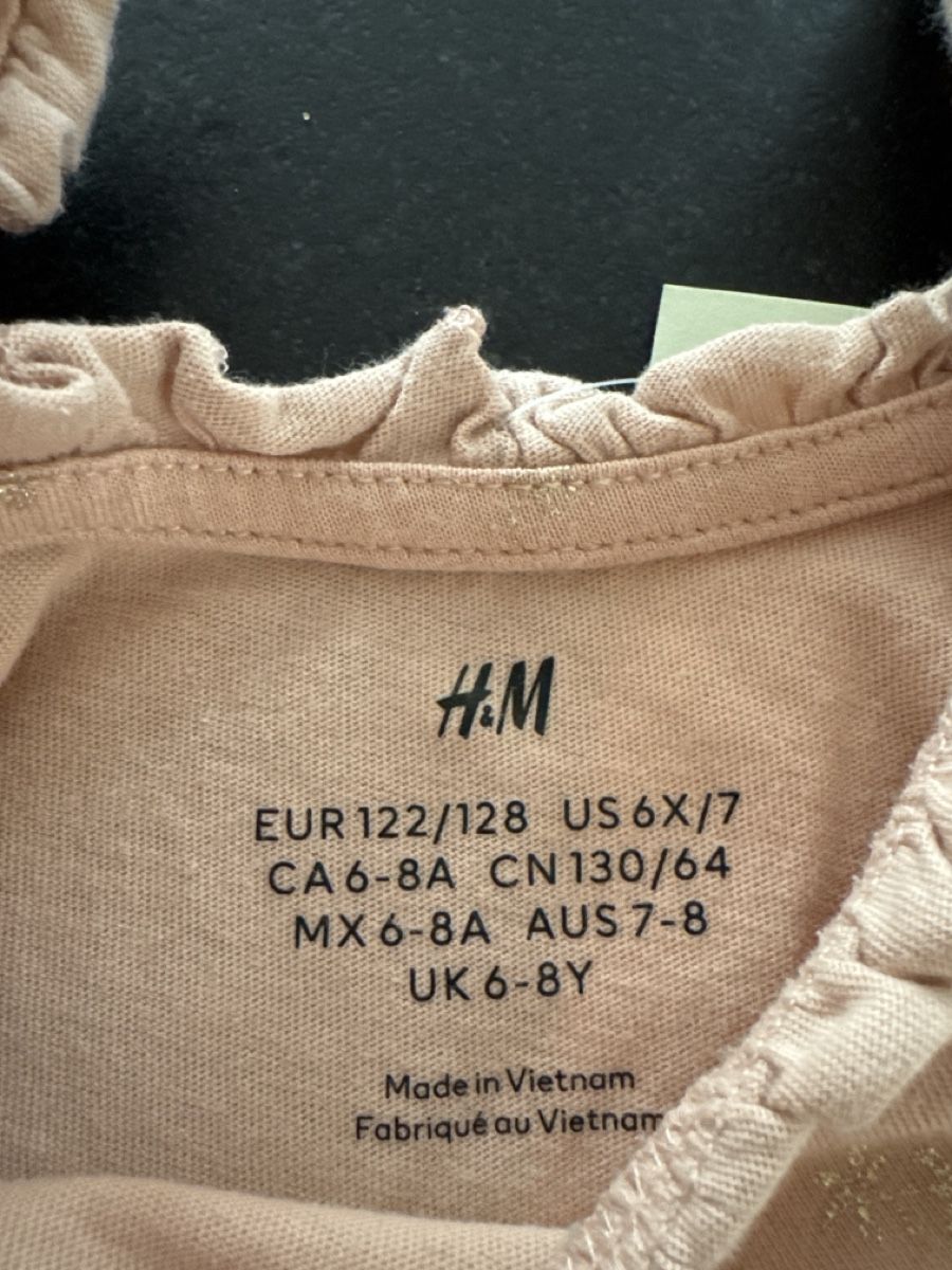H&M Blusen, T-Shirts & Tops: H&M Top, Gr. 122/128 – Gebraucht aus Grabs von Shelly_87 1