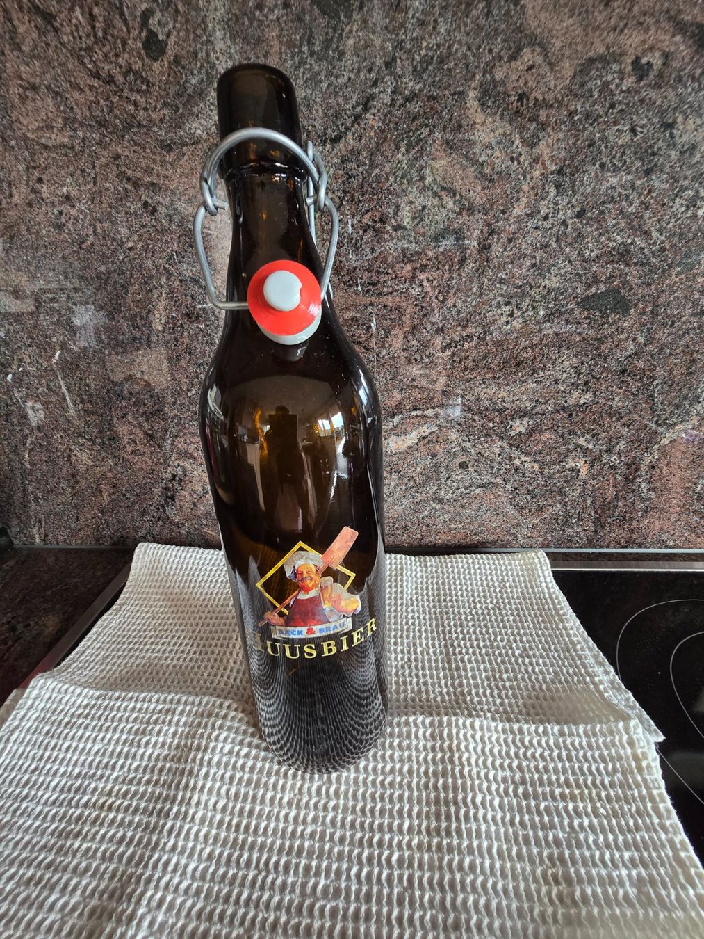 Gläser, Krüge & Flaschen: Bügelflasche  Back & Brau – Gebraucht aus Goldingen von Abendblume