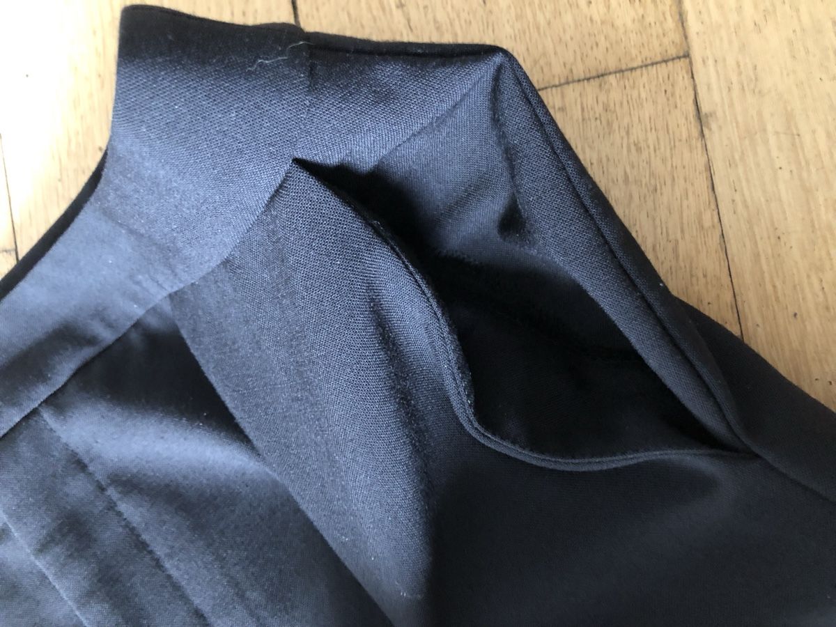 Röcke: FILIPPA K Rock Schwarz Polyester/Viskose-Mix Gr L – Gebraucht aus Bern von Etzy 5